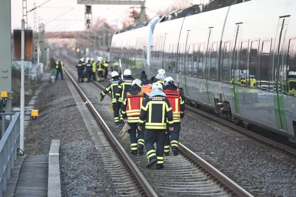 Tödlicher Unfall auf Bahnstrecke zwischen Halle und Leipzig: Mehrere Haltepunkte entfallen