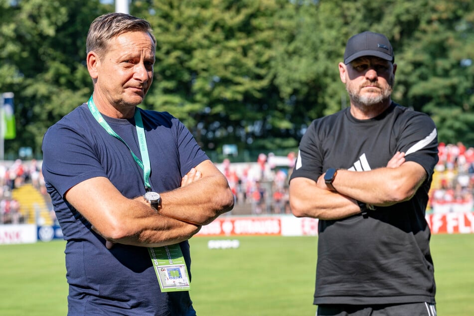 Manager Horst Heldt (56) hatte den Vertrag mit Baumgart erst vor wenigen Monaten verlängert.