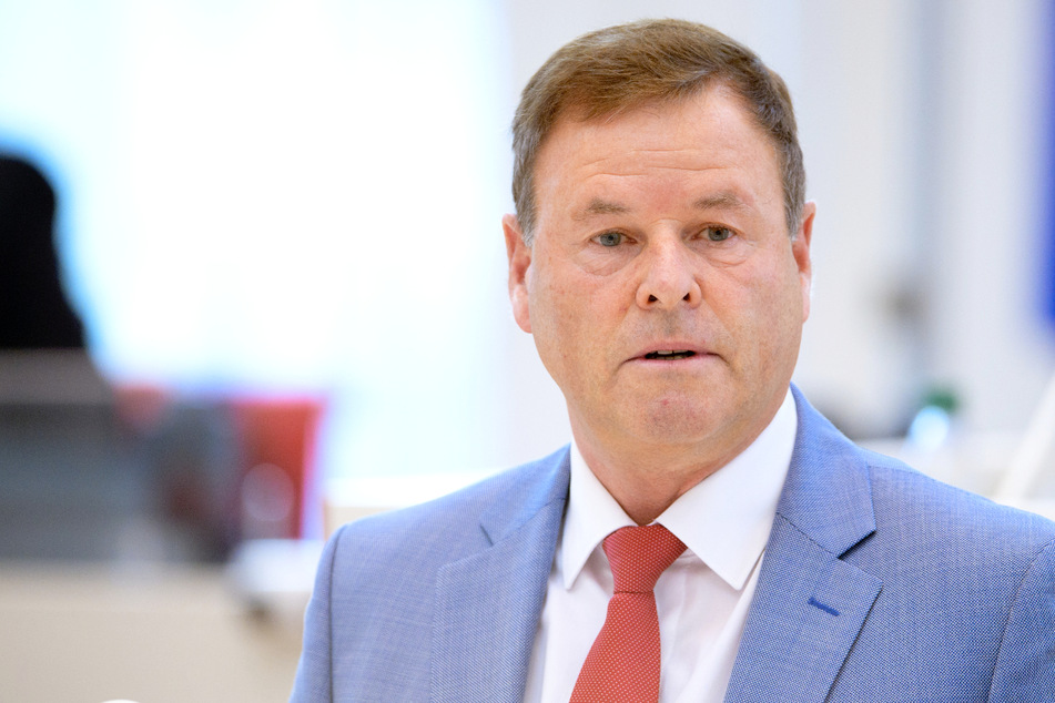 Brandenburgs Linke zieht mit Christian Görke in den Bundestagswahlkampf