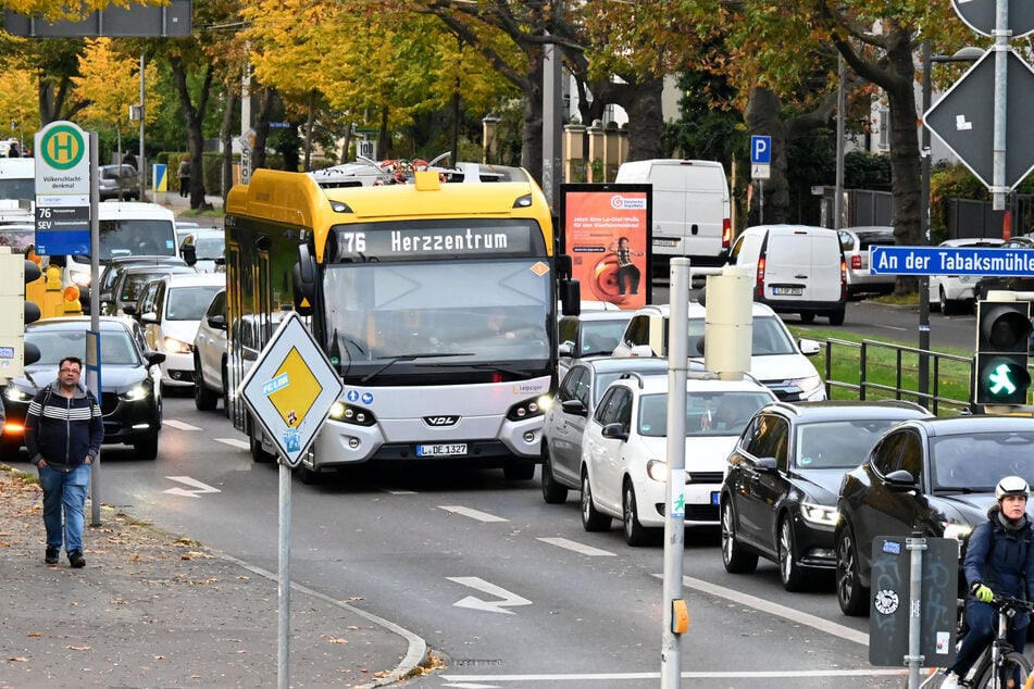 Wie soll das erst nach einer Reduzierung der Fahrspuren werden?