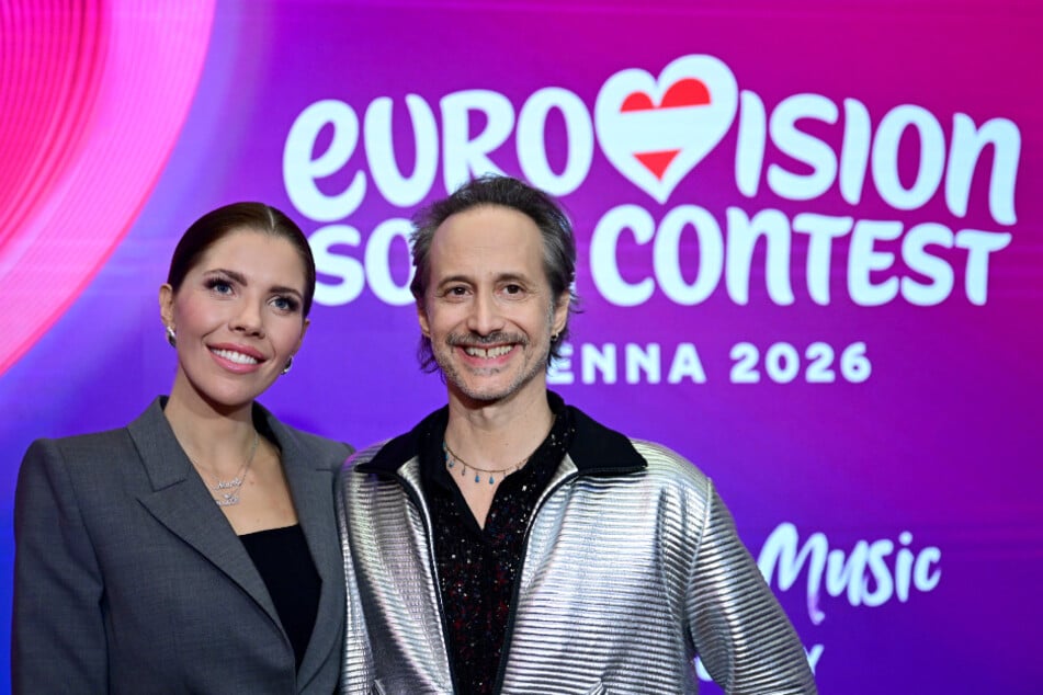 Zusammen mit Schauspieler Michael Ostrowski moderiert Victoria Swarovski Mitte Mai die ESC-Shows.