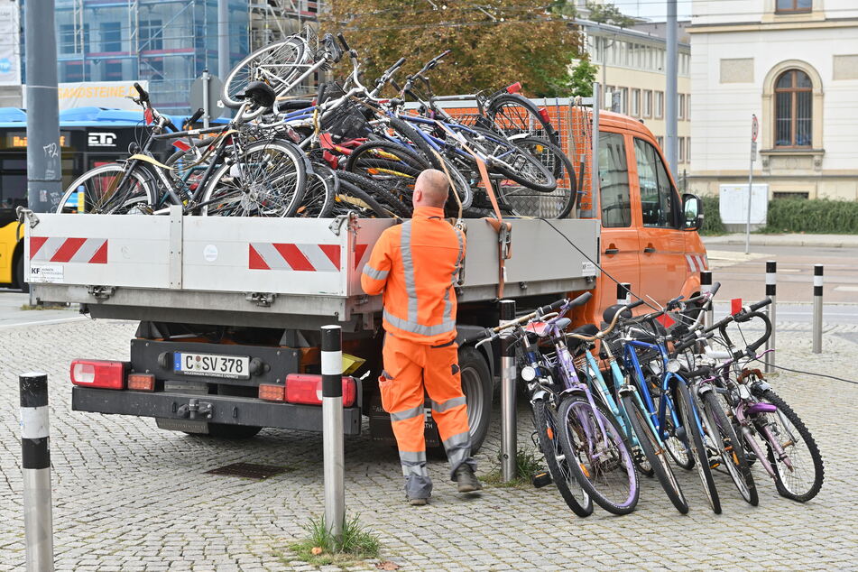 Im September 2021 wurden zuletzt etliche "Fahrradleichen" entfernt. So wird es vermutlich auch am 6. März aussehen.