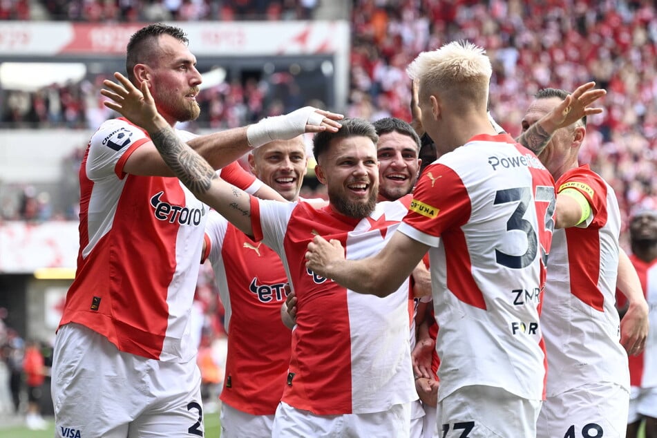 Vasil Kušey (25, M.) wurde an seinem 25. Geburtstag Vater einer Tochter und schoss ein Tor im letzten Meisterrunden-Spiel von Slavia Prag.