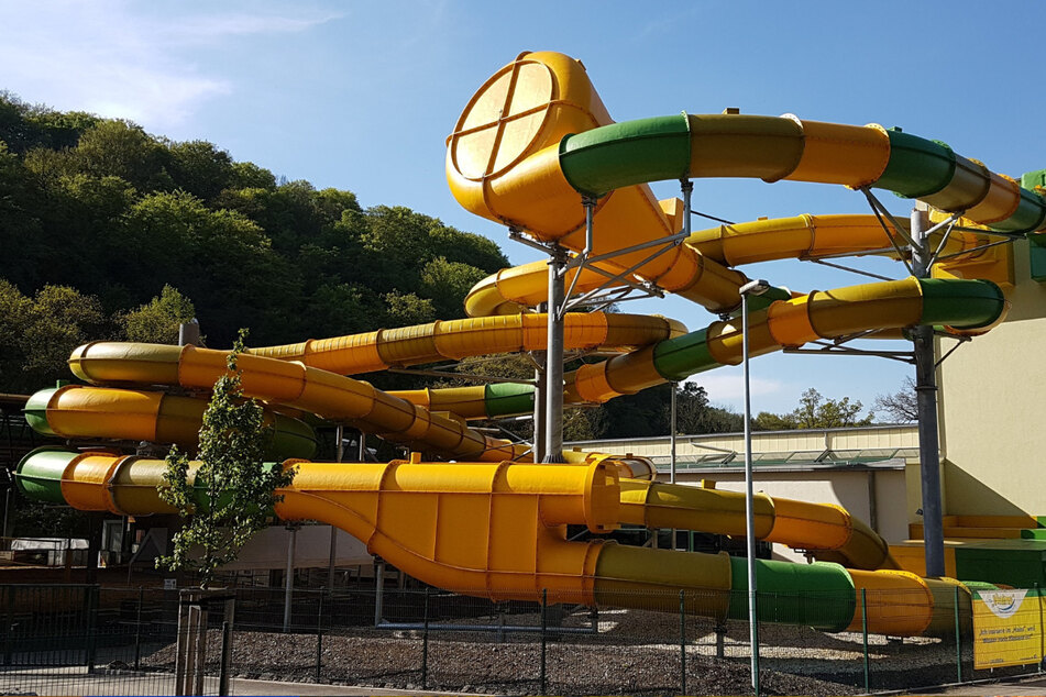 Wenn das Wetter mitspielt, ist auch das Freibad geöffnet.