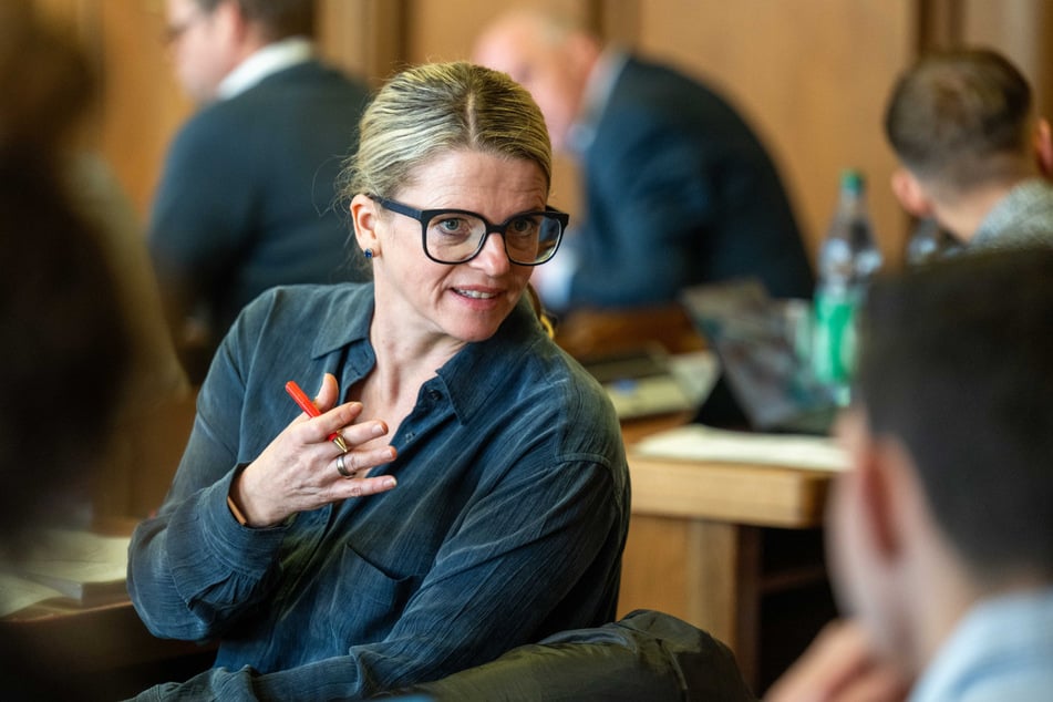 Erfolg für Susanne Schaper (47, Linke): Auch der barrierefreie Umbau von Wohnungen wird weiter gefördert.