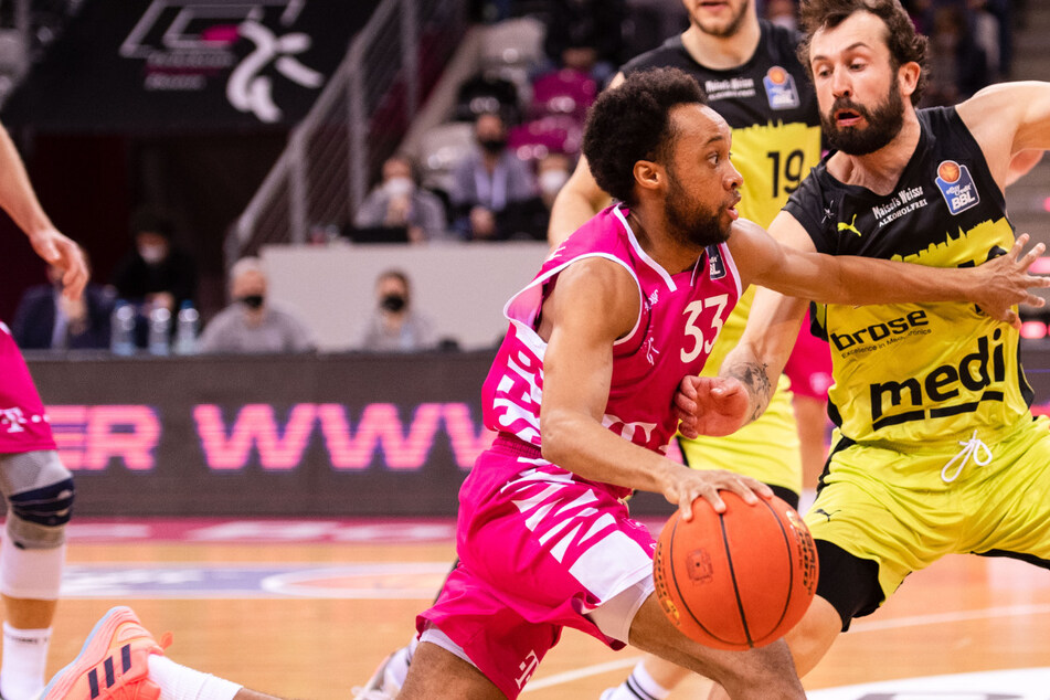Aufbauspieler der Telekom Baskets Bonn zum MVP der Saison gewählt
