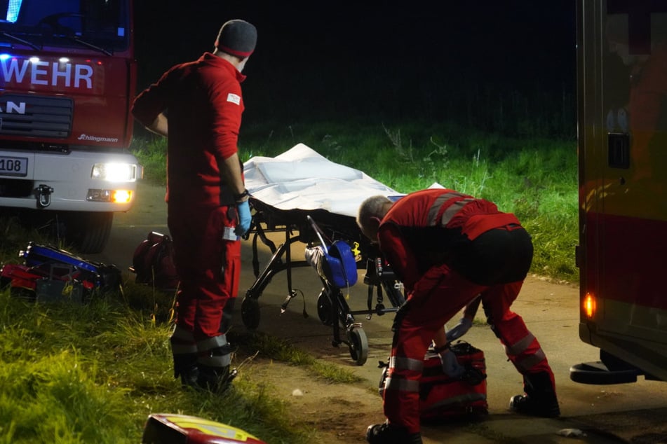 Vier Jugendliche sind am Donnerstagabend bei Pavelsbach, einem Ortsteil von Postbauer-Heng, schwer verunglückt.