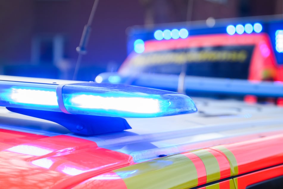 Motorradfahrer stirbt in Baden-Württemberg bei Kollision mit Auto