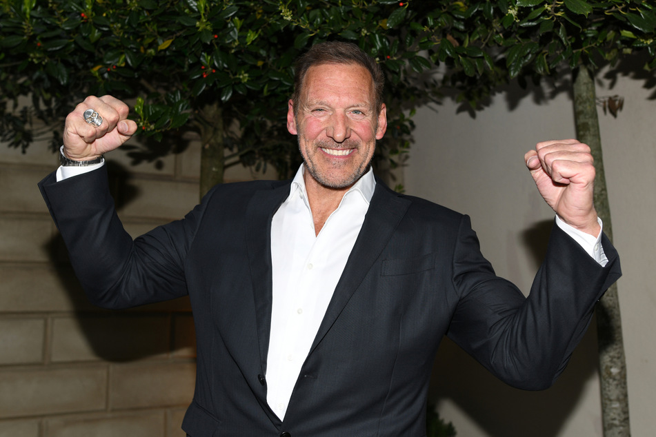 Schauspieler und Ex-Bodybuilder Ralf Möller (61) wird die erste Folge von Stefan Raabs (54) neuer Late-Night-Show moderieren.