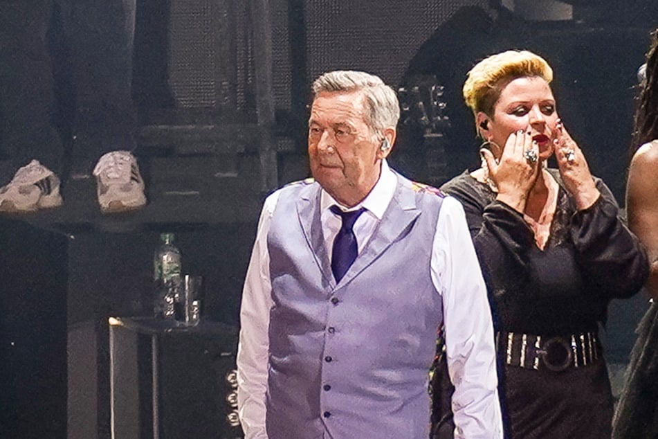 Roland Kaiser (71) mit seiner Background-Sängerin Christiane Eiben (55).
