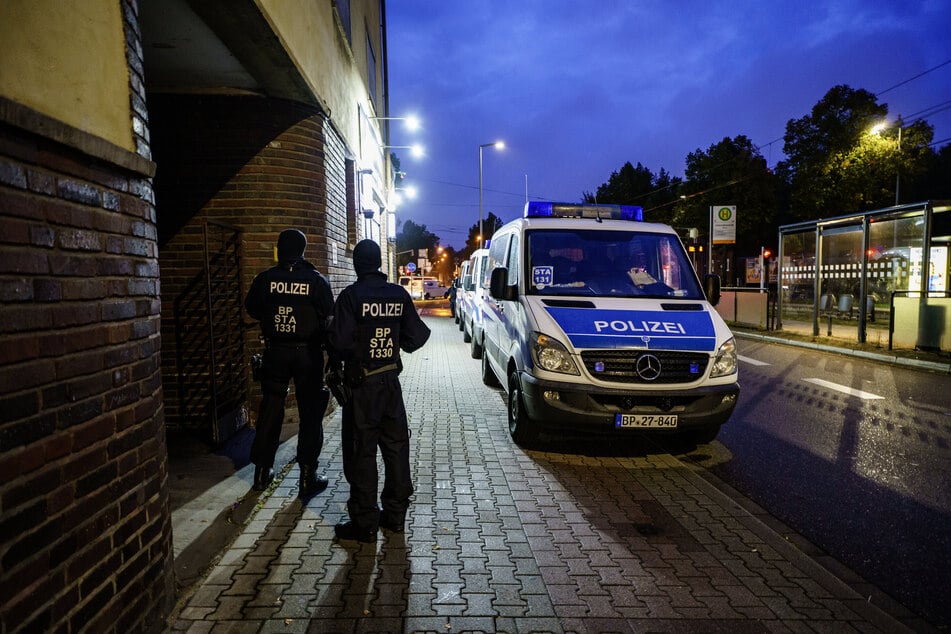 In der Mannheimer Waldhofstraße kam es zu einem Großeinsatz der Polizeikräfte.