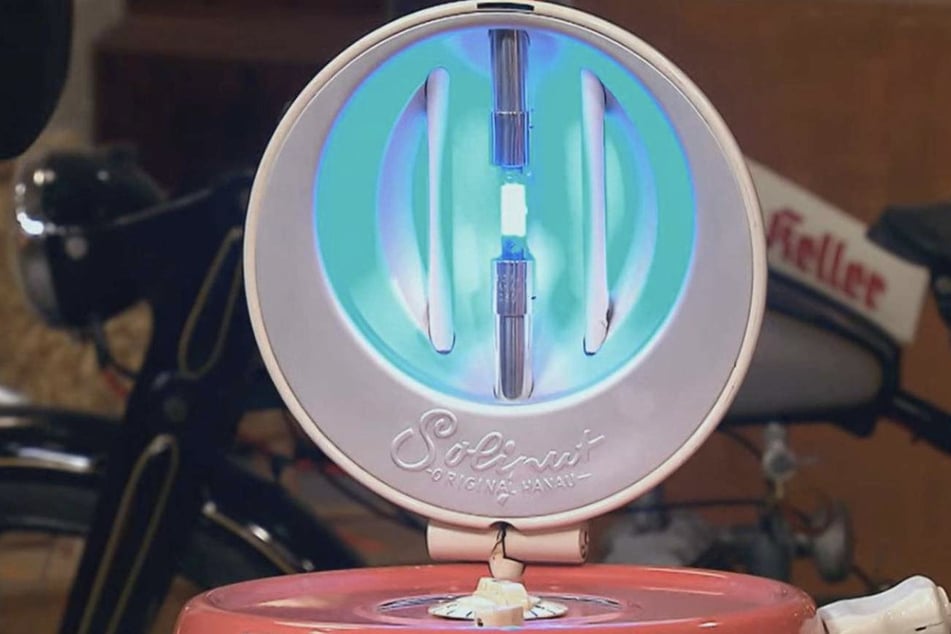 Diese Höhensonne soll bei "Bares für Rares" verkauft werden.