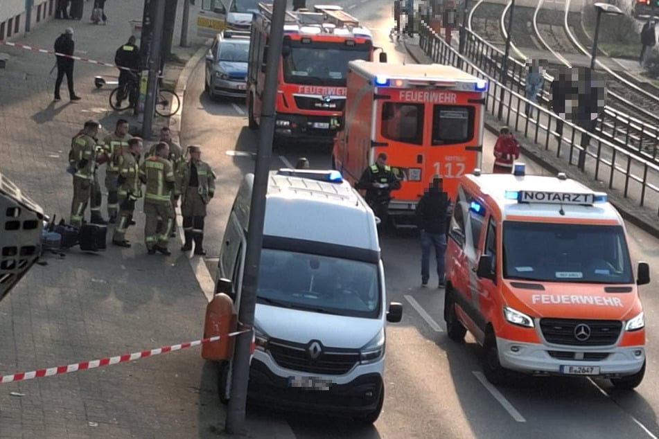 Ein 49-jähriger Motorradfahrer ist am Dienstag im Berliner Ortsteil Weißensee bei einem Unfall gestorben.