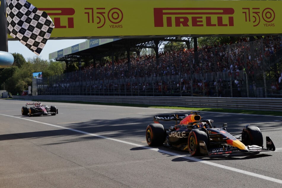 Formel 1: Verstappen triumphiert im Ferrari-Land, Vettel scheidet früh aus!