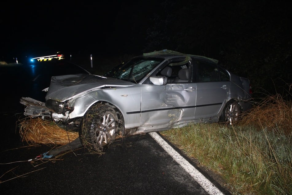 Der Wagen des Mannes (38) hatte sich bei dem Unfall wohl mehrfach überschlagen.
