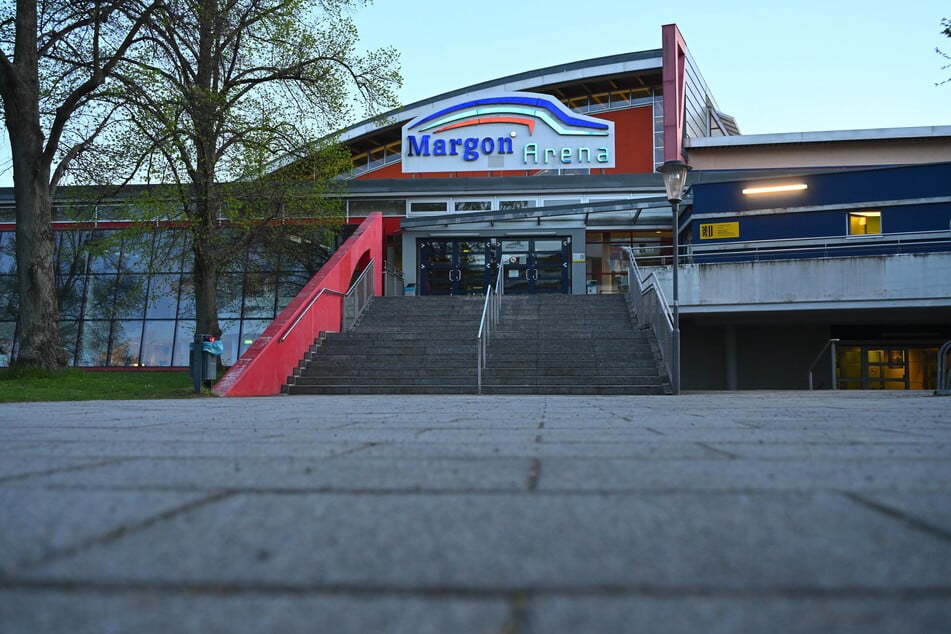 Kein Geld! Die Margon Arena bekommt vom Freistaat keine Förder-Millionen und kann damit nicht wie geplant für 15 Millionen Euro saniert werden.