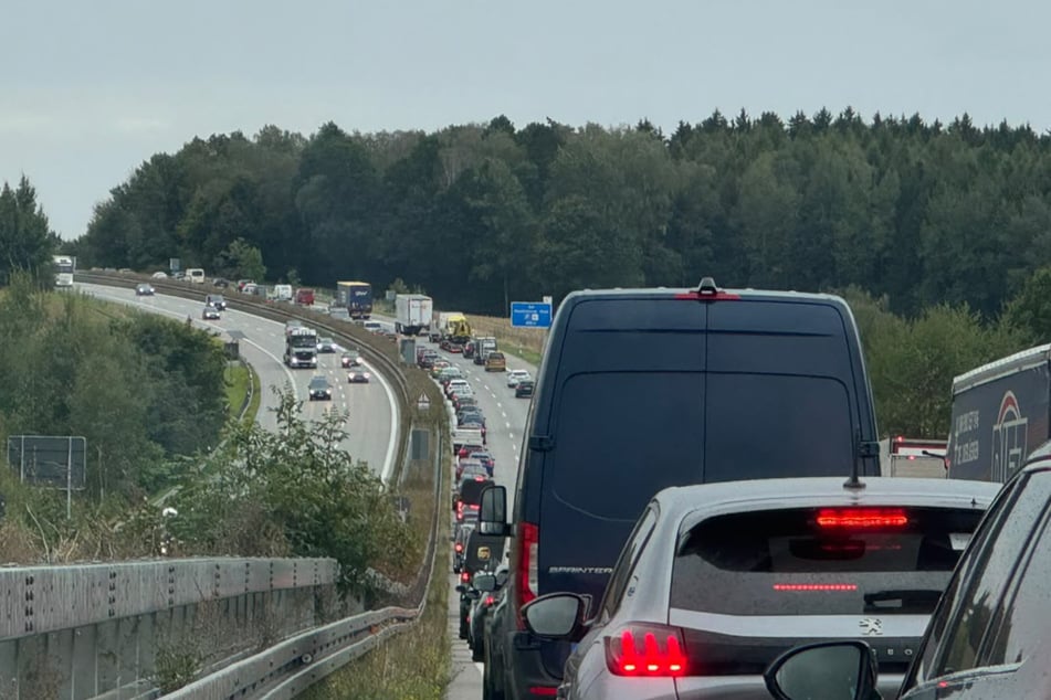 Unfall A72: Stau-Alarm nach Unfall auf A72 bei Chemnitz