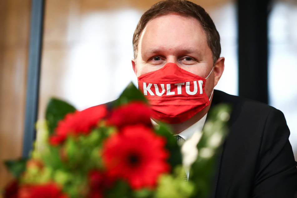 Entstanden ist das Konzept "Kultur stärken!" unter Federführung des Vorsitzenden des Kulturforums der Sozialdemokratie, Hamburgs Kultursenator Carsten Brosda (46, SPD).