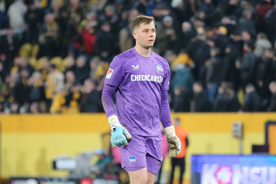 Herthas Schlussmann Tjark Ernst (23) zeigte sich angesichts der schweren Ausschreitungen betroffen.