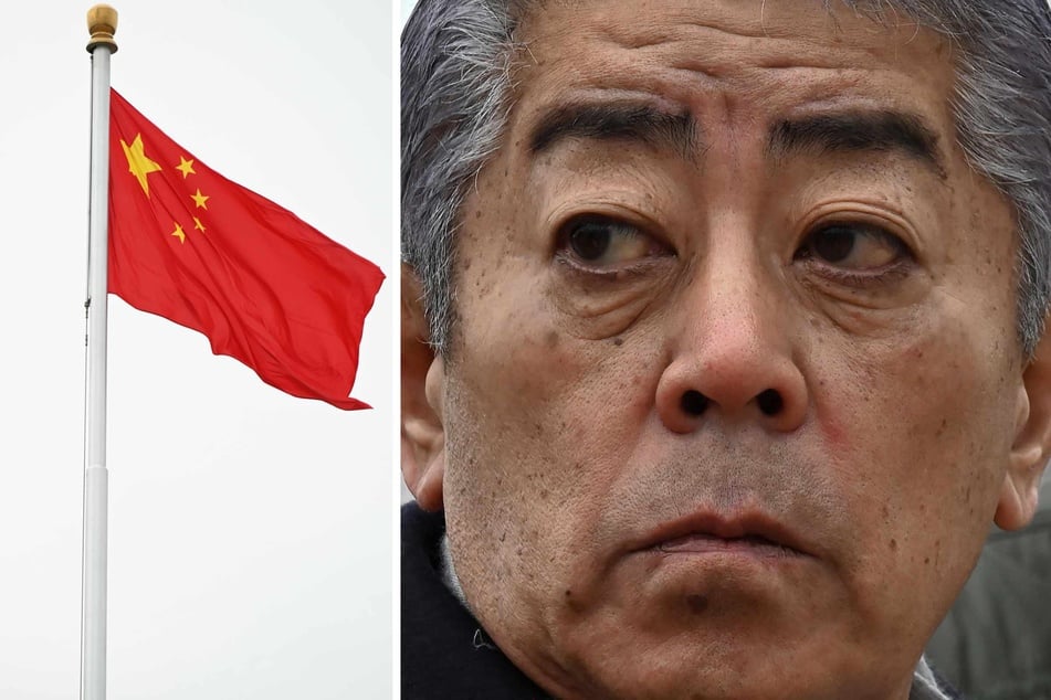 Japan's Foreign Minister Takeshi Iwaya (r.) raised "serious concerns" on Wednesday over China's military buildup as he met counterpart Wang Yi in Beijing, Tokyo said.