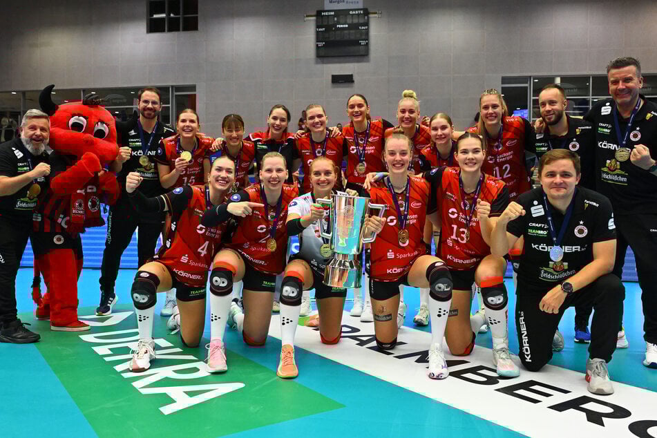 Am Samstag feierte der DSC nach dem 3:1 über Schwerin den Supercup-Sieg.