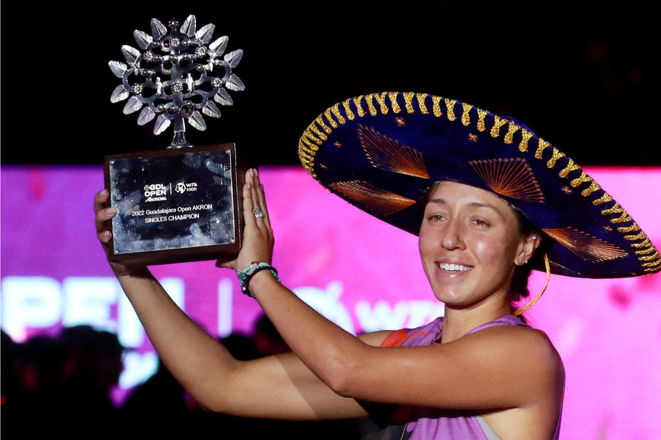Jessica Pegula wins Guadalajara Open with straight-sets victory