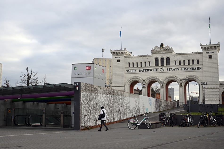 Am Bayerischen Bahnhof gilt es von der Straße aus, einen Höhenunterschied von 13 Metern zu bewältigen. (Archiv)