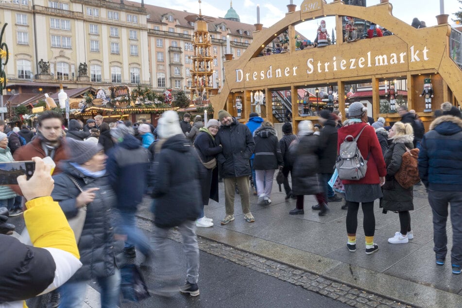 Trotz des furchtbaren Anschlags in Magdeburg war die Dresdner Innenstadt gut gefüllt.