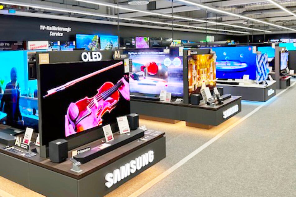 Neuer und moderner präsentiert sich MediaMarkt Düsseldorf-Metrostraße.