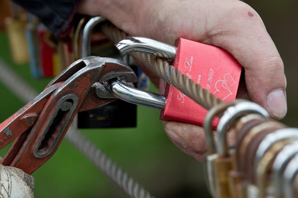 In Nordrhein-Westfalen gingen 2025 knapp 31.000 Ehen in die Brüche. (Symbolbild)