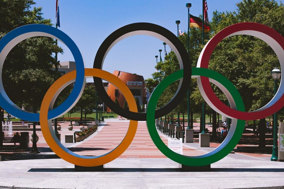 Die Olympischen Spielen werden global ausgetragen und umfassen mehrere Sportarten. Hier gibt's alle wichtigen News zum Spektakel.