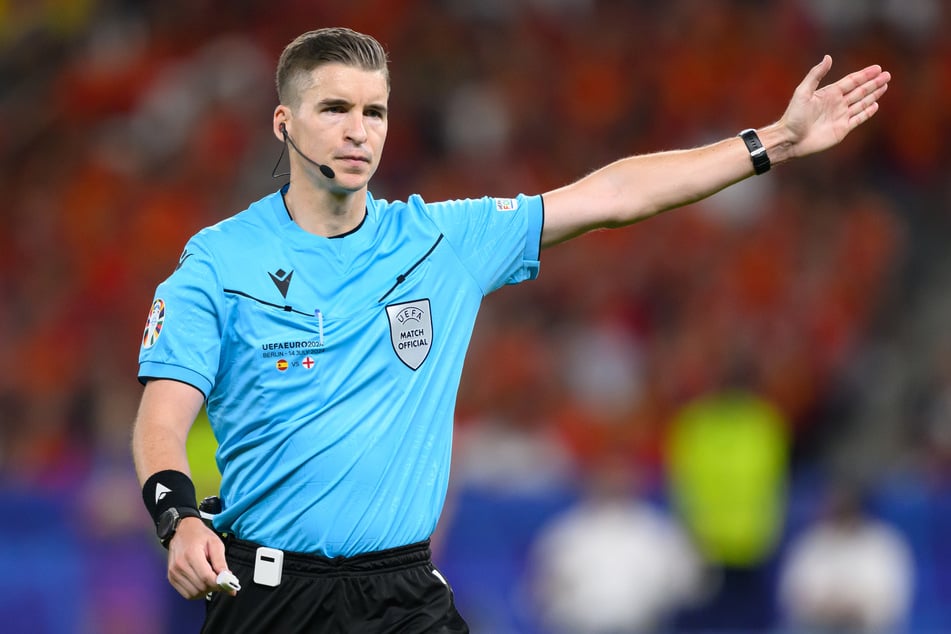 François Letexier ist seit 2017 FIFA-Referee.