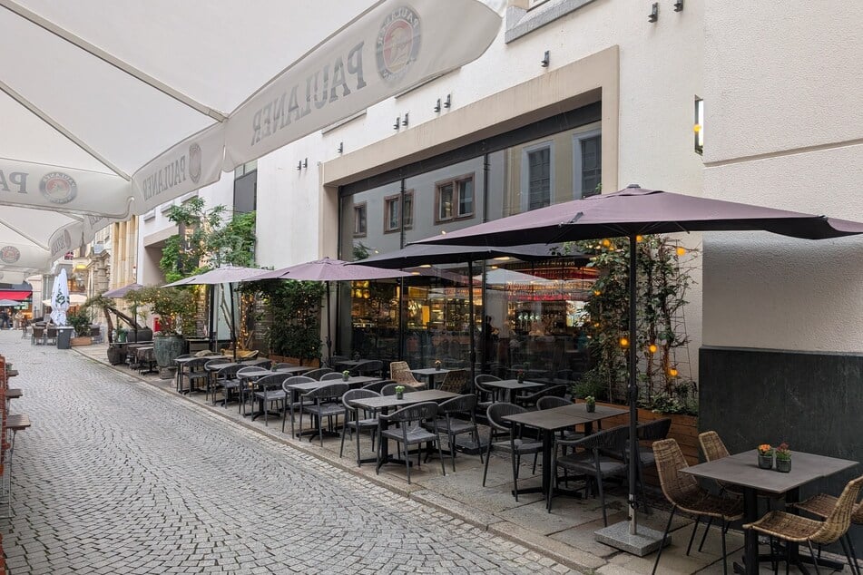 Das Lokal bietet gehobene japanische Küche.