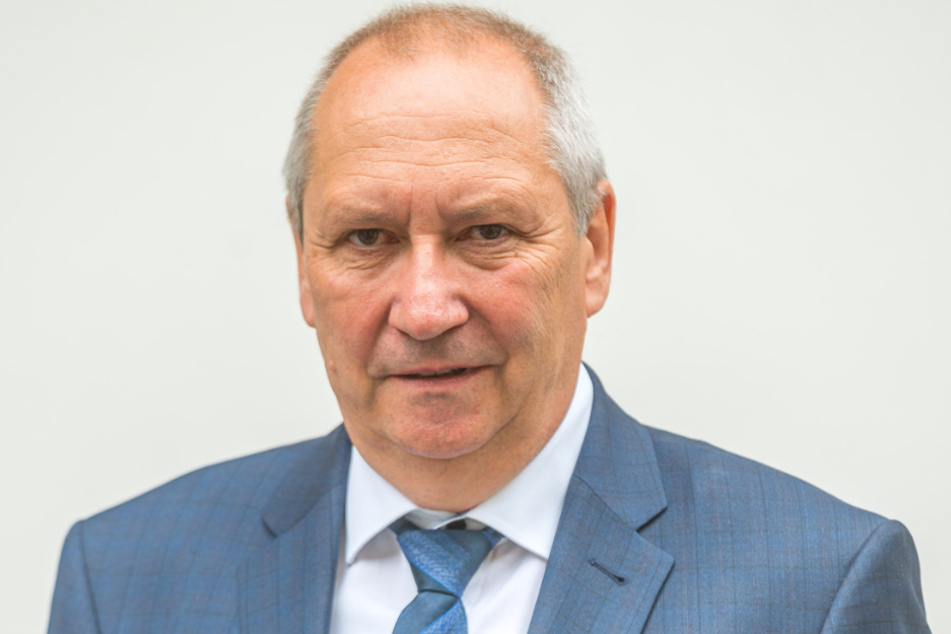 Jörg Brückner (61).