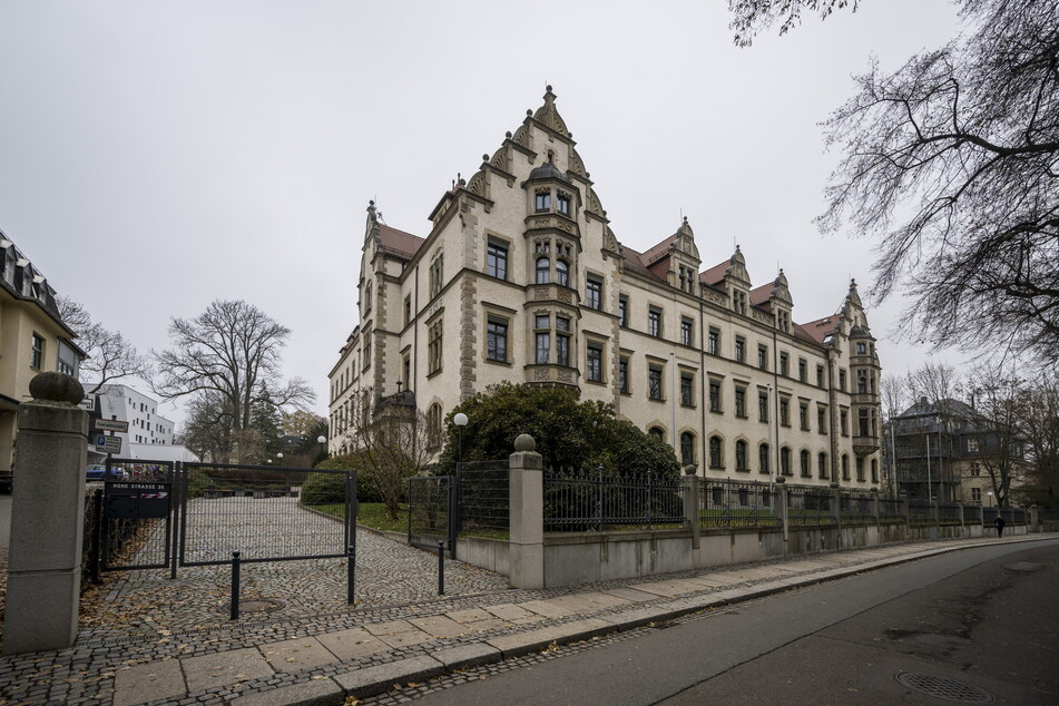 Das Karl-Schmidt-Rottluff-Gymnasium in der Hohen Straße erhält einen Anbau.