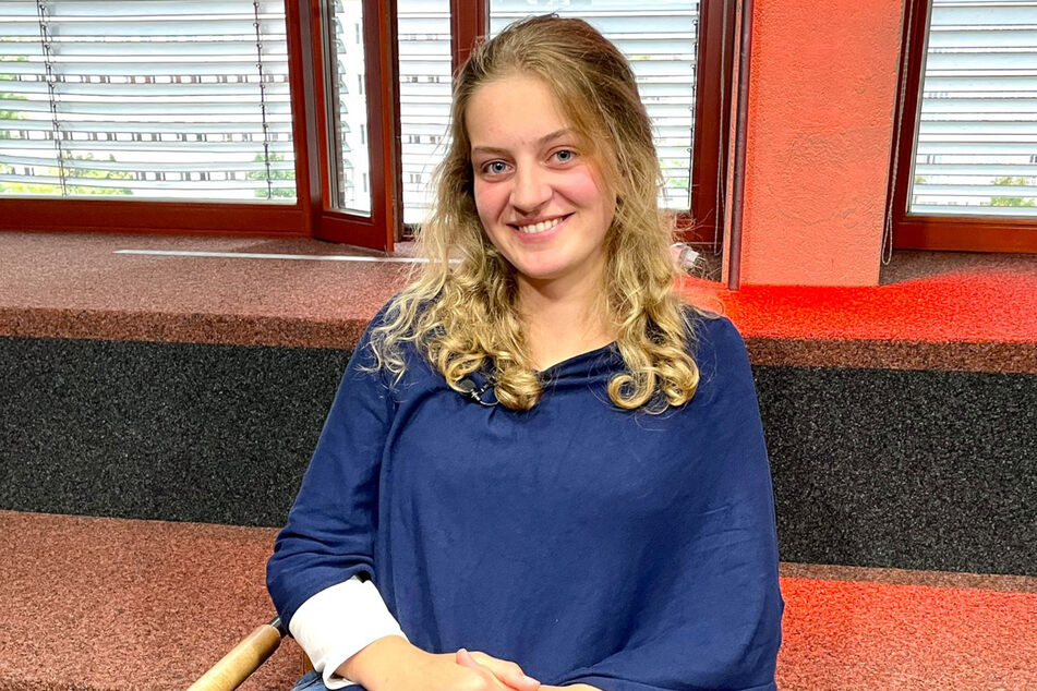 Clara Laurentia Hanitzsch (17, Schülerin) am Montagabend bei BundesTAG24-Live.