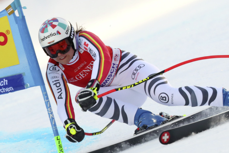 Bayern, Garmisch-Partenkirchen: Ski alpin: Weltcup, Super G, Damen: Viktoria Rebensburg fährt auf der Strecke. (Archivbild)