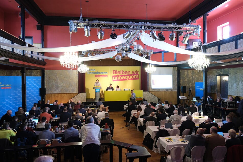 Delegierte des Landesparteitages der FDP Sachsen tagten am Samstag im Saal des Leisniger "Schützenhauses".