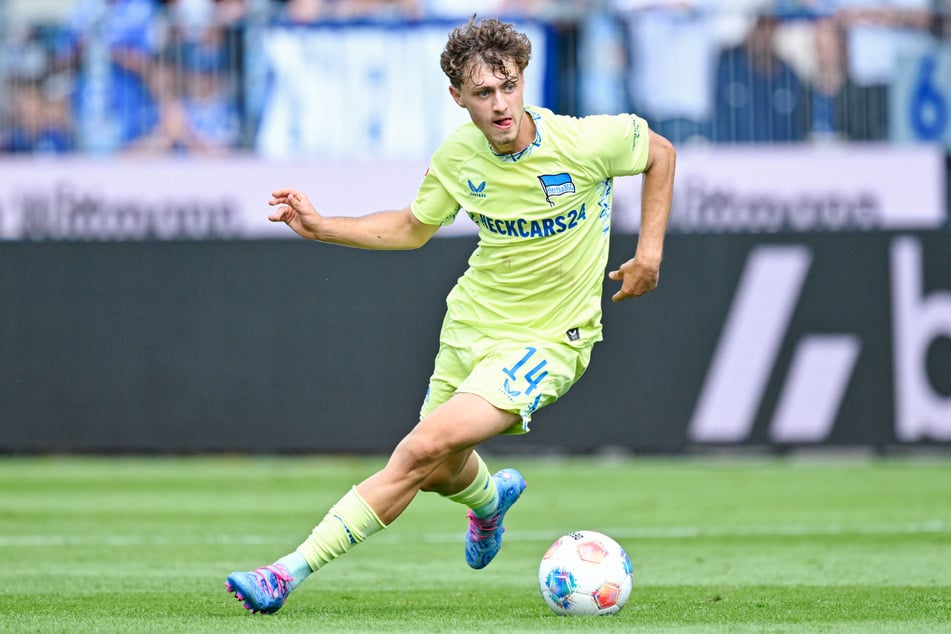 Bayern-Leihgabe Maurice Krattenmacher erlöste Hertha, Vorlagengeber Dawid Kownacki stand aber im Abseits.