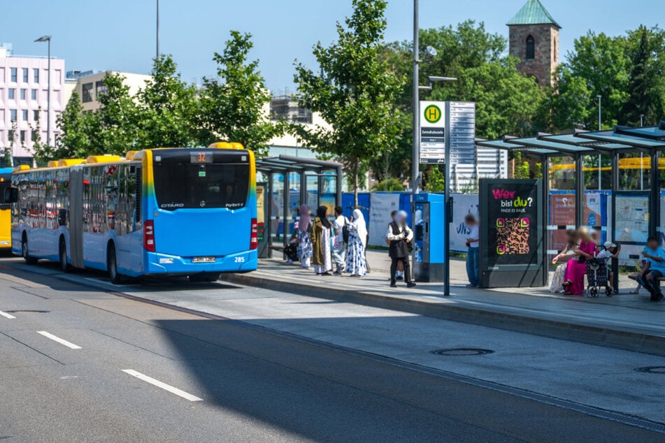 An der Zenti am Steig 1 wird die Haltestelle der Linie 21 verlegt.