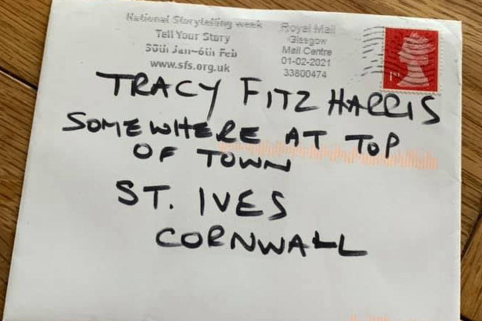 What an interesting address: "somewhere at top of town".