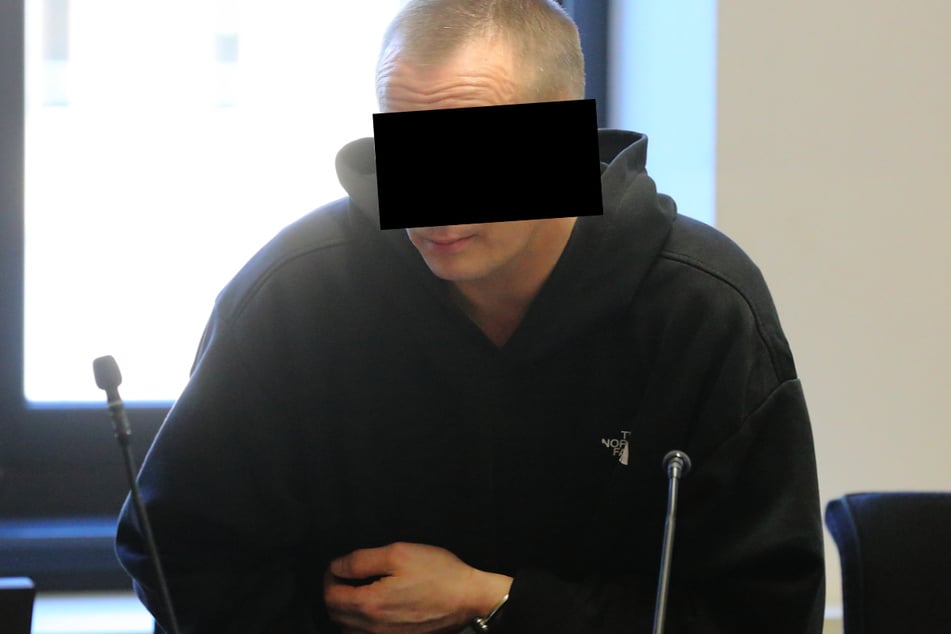 Sven-Ole B. (39) schlief mehrfach mit einer Elfjährigen. Nun muss er in Haft.