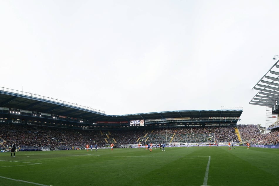 "Auf der Alm da gibt's koa Sünd!" Auf der Bielefelder aber drei Punkte. In der Schüco-Arena ist Aue am Samstag gefragt.