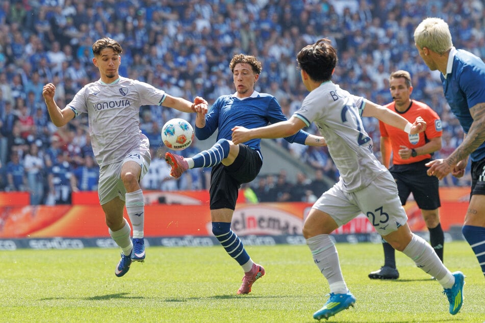 Jannik Rochelt (27, M.) läuft auf in der kommenden Saison in Schwarz-Weiß-Blau auf.