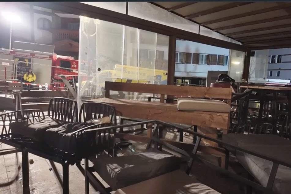 Die Polizei veröffentlichte Bildmaterial aus dem Inneren der Bar. Hier müssen sich schreckliche Szenen abgespielt haben.