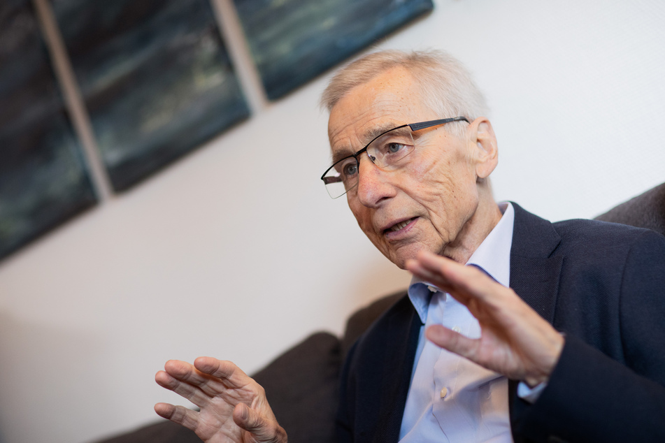 Wolfgang Clement, ehemaliger Bundesminister für Wirtschaft und Arbeit und ehemaliger Ministerpräsident von Nordrhein-Westfalen.