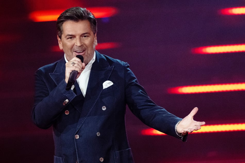 Thomas Anders (62) hat die ersten sechs Alben von Modern Talking neu aufgenommen und präsentiert seine Version der Songs.