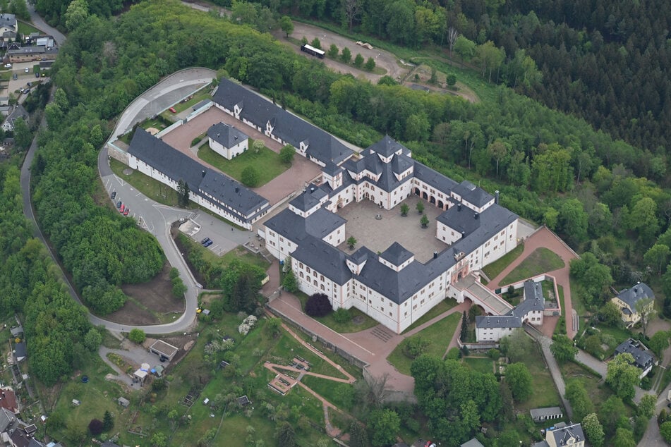 Von Augustusburg aus kann man eine Runde nach Hohenfichte und zurück laufen.