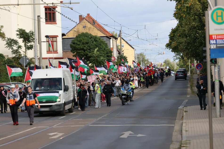 Die Teilnehmenden zogen durch Leipzig.