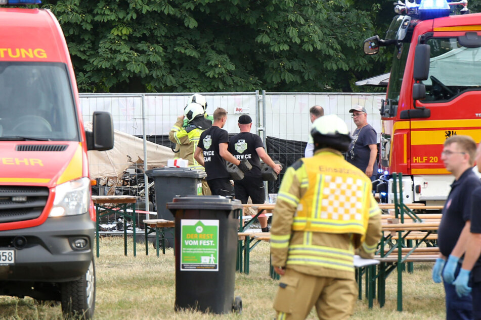 An der Cockerwiese mussten Einsatzkräfte einen Imbissladen löschen.